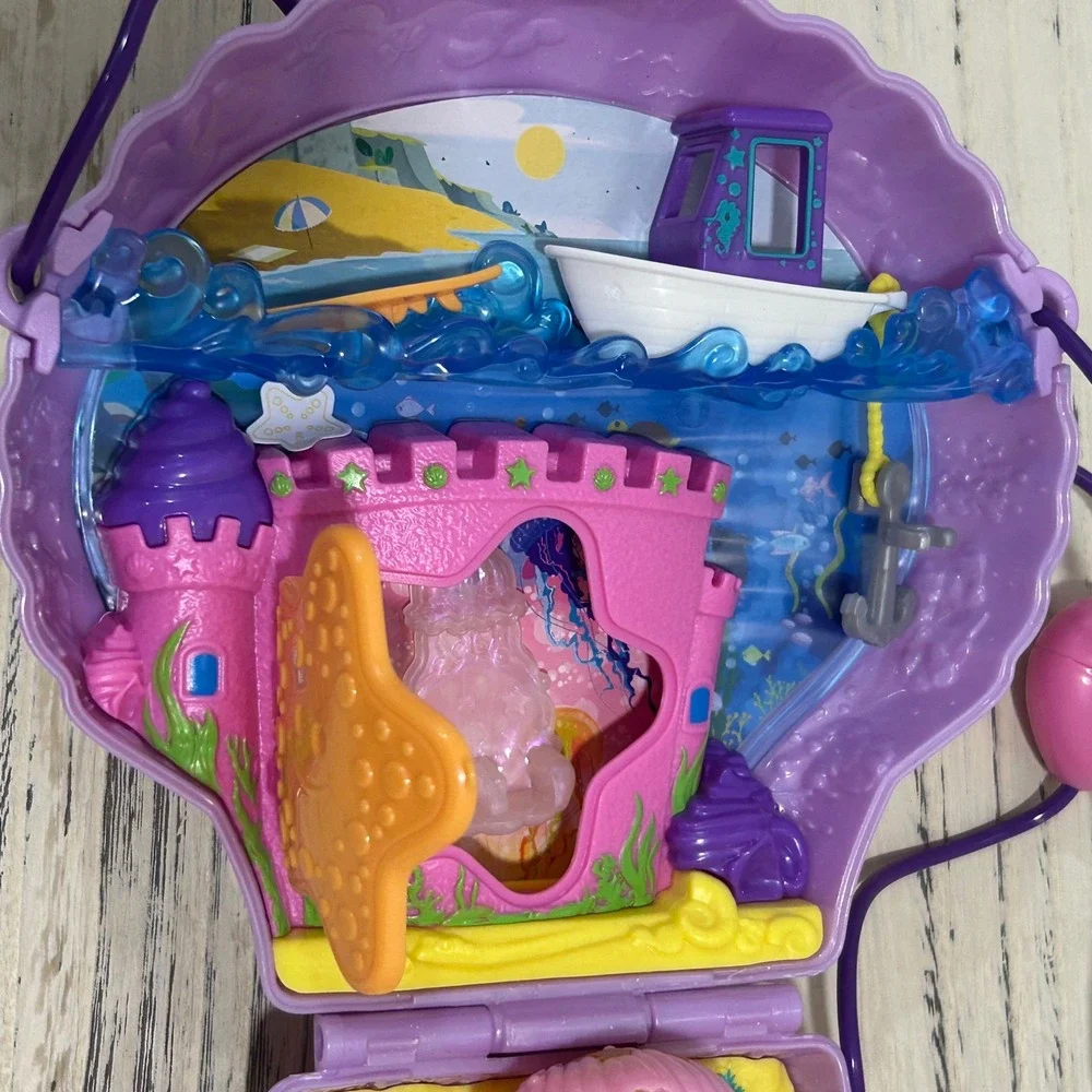 Polly Pocket Sea Shell Case‎ only